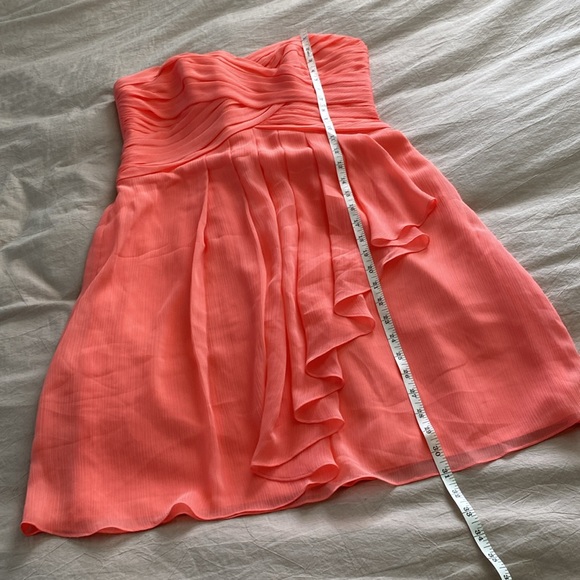 David’s Bridal Short Formal Sweatheart Neck Coral Dress Style F14847 Size 10 - Picture 7 of 11